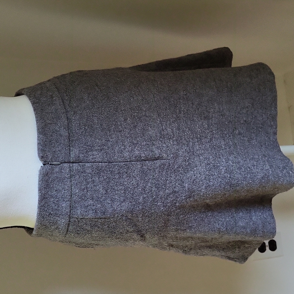Wool Skirt - Picture 4 of 6